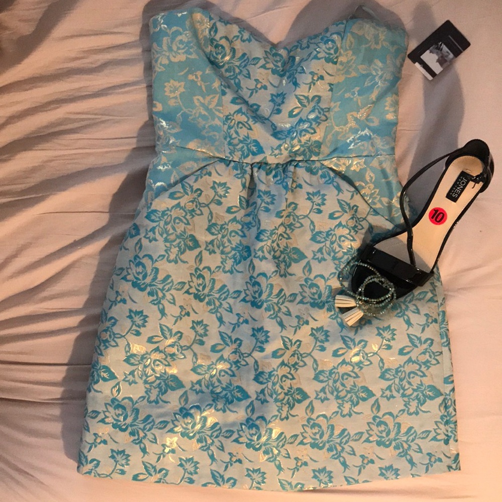 URBAN OUTFITTERS blue cocktail dress